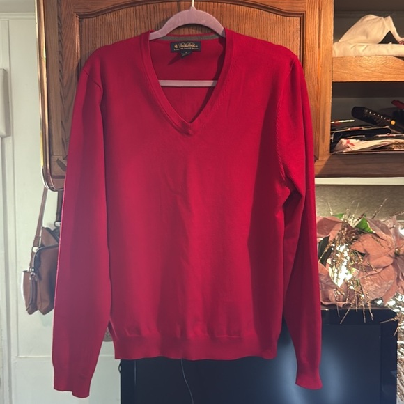 Brooks Brothers Men's Red V-Neck Sweater size M - Picture 9 of 9